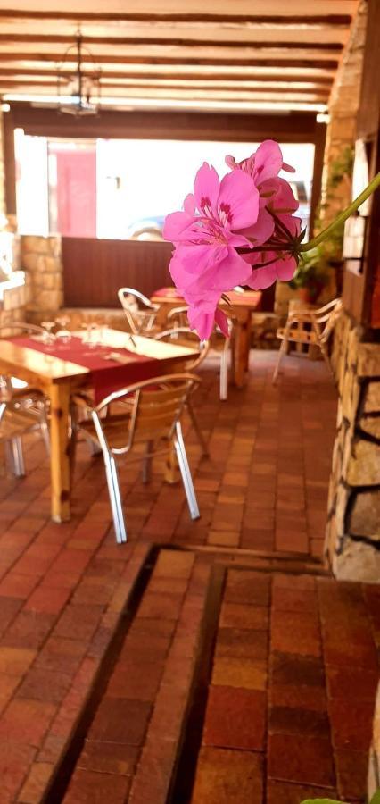 Pensión Restaurante Serrania *